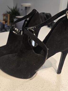 Women’s Black Suede High Heel Mary Jane Pumps